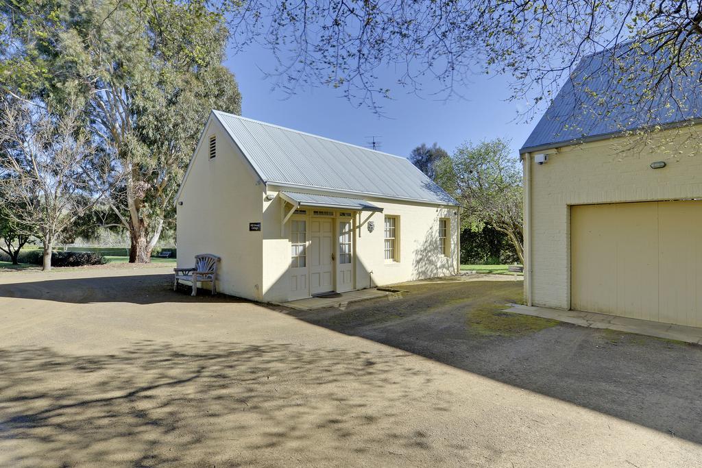 The Mill House Cottage Richmond Exterior photo